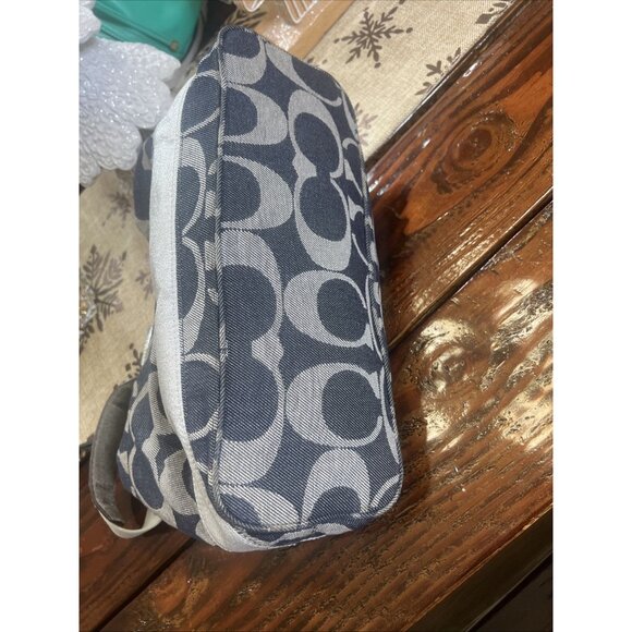 Coach (2011) Carly Sufflette Denim Signature Stripe Hobo F17434 Classic Style - Picture 3 of 16